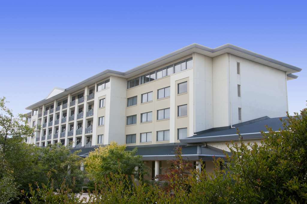 Visy Dior Hotel Baulkham Hills Bagian luar foto